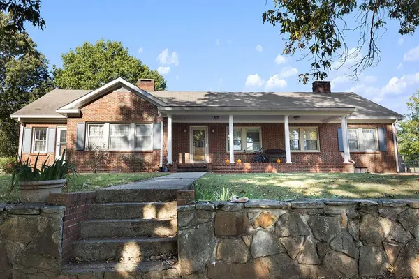 1893 Beersheba Hwy, Mcminnville, TN 37110