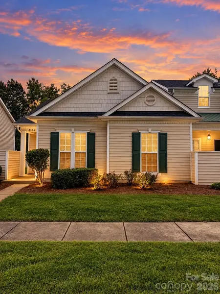 8334 Carob Tree LN, Charlotte, NC 28215