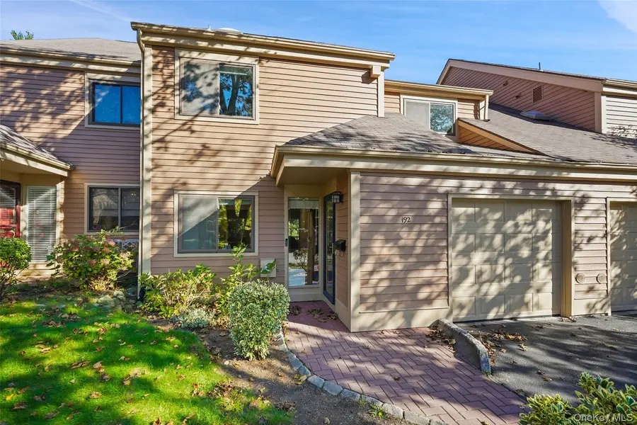 192 Ivy Hill CRES, Rye Brook, NY 10573