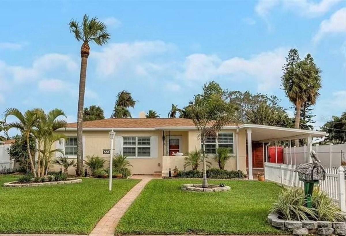 550 80TH AVE, St Pete Beach, FL 33706