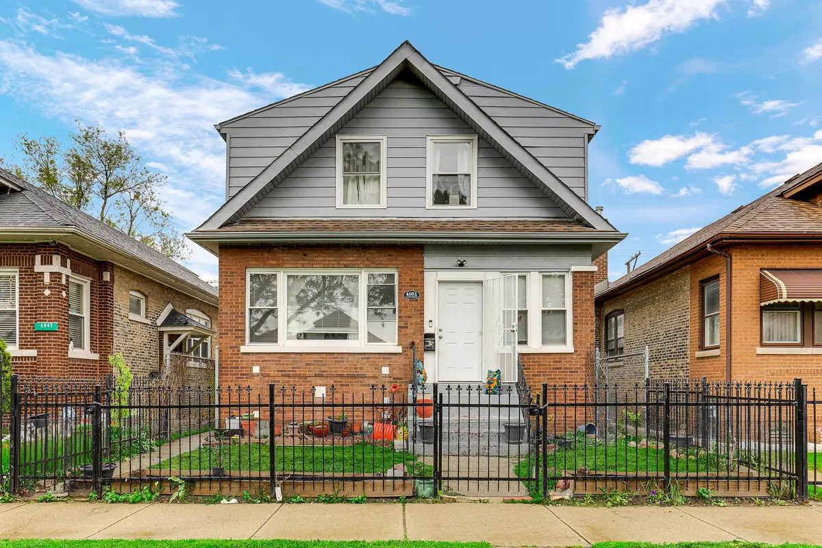 4951 W Concord PL, Chicago, IL 60639