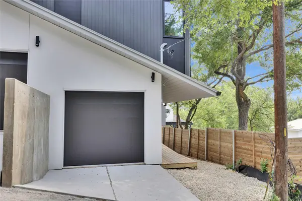 1118 W 7th ST #2B, Austin, TX 78703