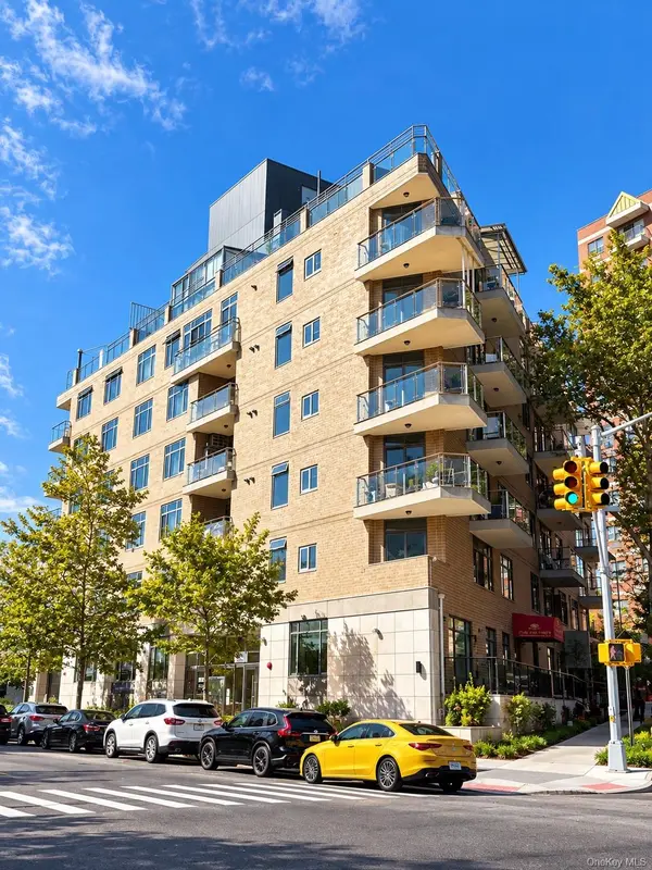 13229 Blossom AVE #4G, Flushing, NY 11355