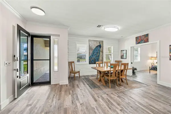 432 W GATE DR, Venice, FL 34285