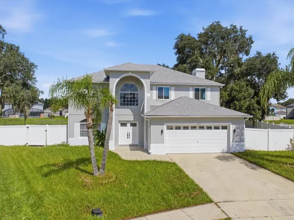 207 REDWOOD BARK TRL, Kissimmee, FL 34758