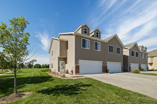 3967 Evans CT, Yorkville, IL 60560