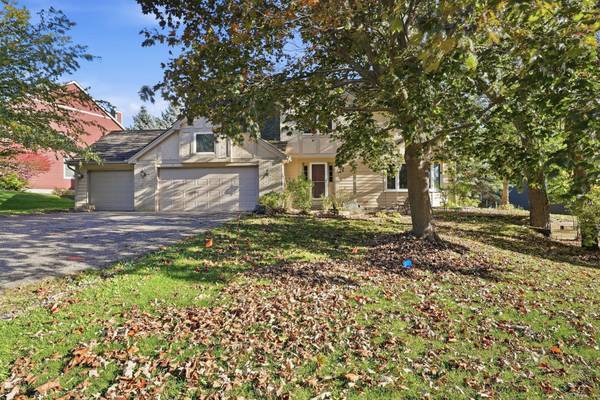 12560 Dorchester TRL, Apple Valley, MN 55124