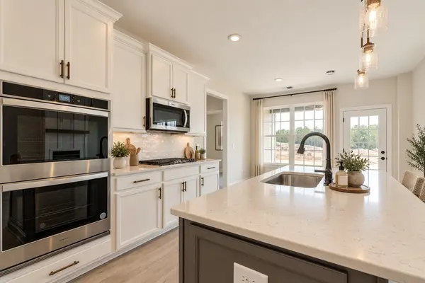 200 Easter Lilly Way, Smyrna, TN 37167