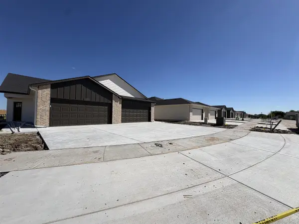 2904 S Denene ST, Wichita, KS 67215