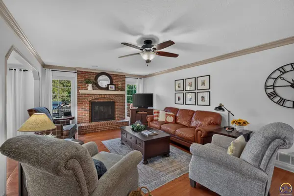 6010 SW 34th TER, Topeka, KS 66614