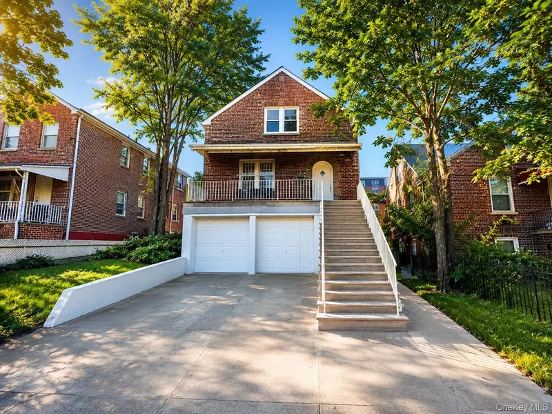 1054 Lydig AVE, Bronx, NY 10461