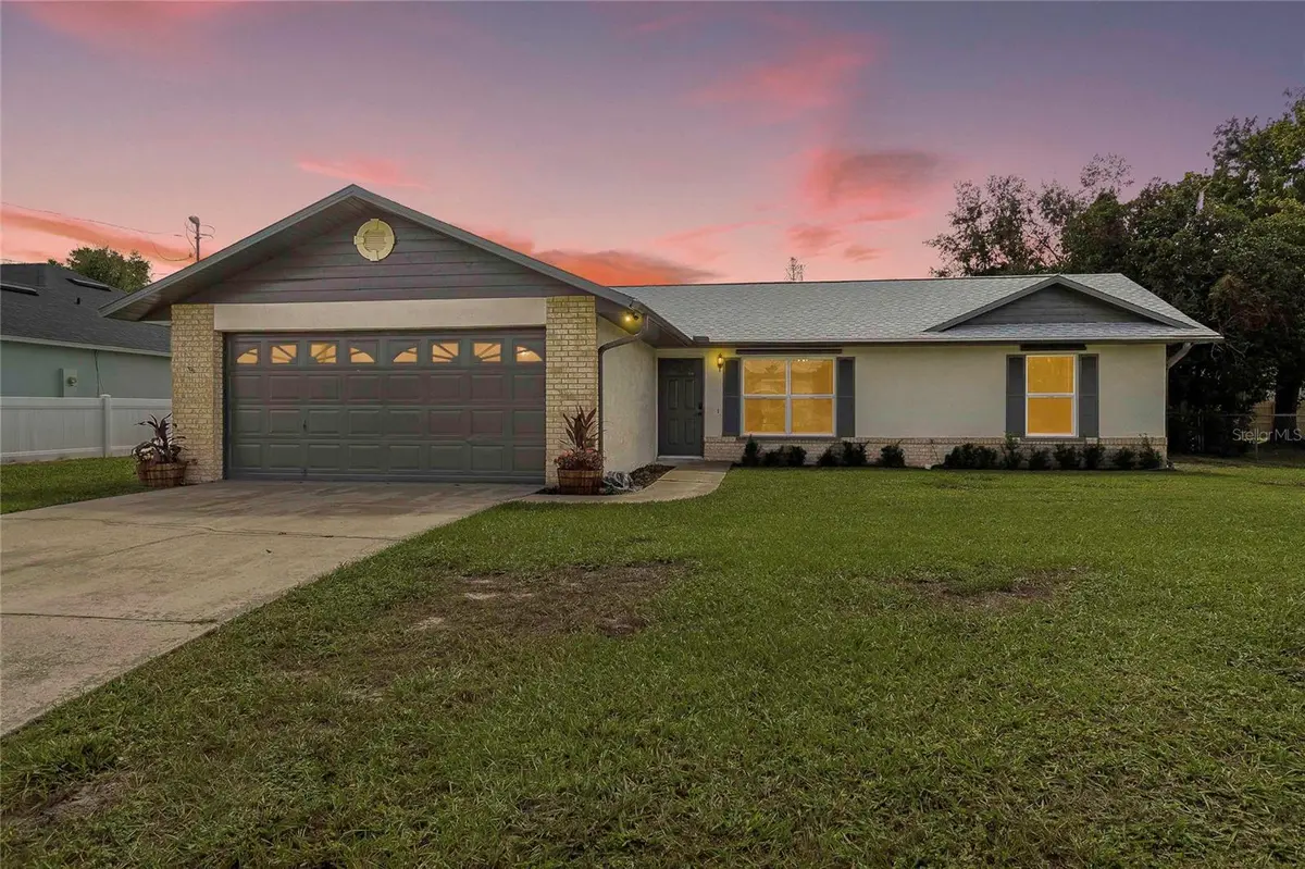 1911 N PORTILLO DR, Deltona, FL 32738