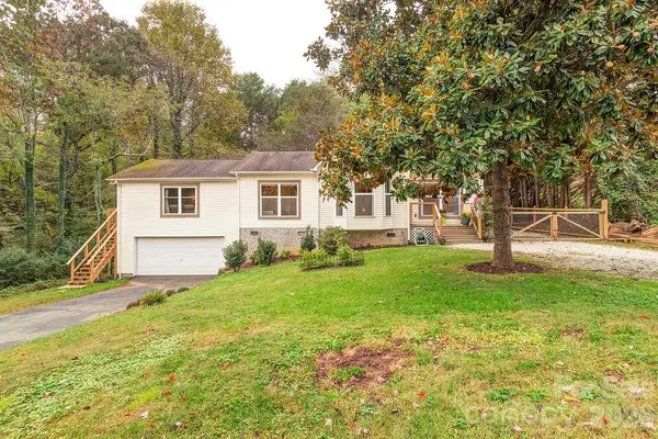 5 Parkway Creek DR, Asheville, NC 28803