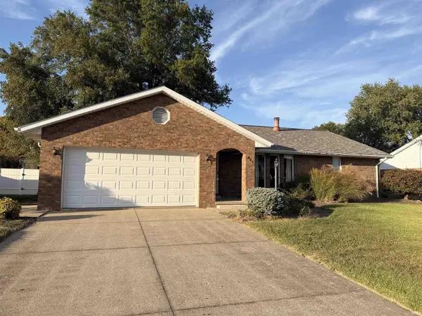 841 Hochgesang AVE, Jasper, IN 47546-3901
