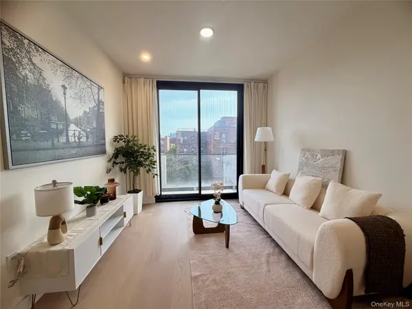 132-51 41st RD #4B, Flushing, NY 11355