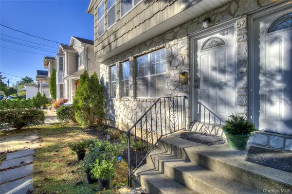 57 Dunwood RD #A, Port Washington, NY 11050