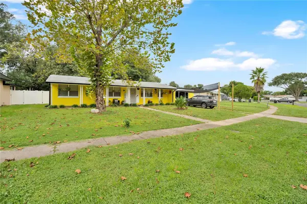 1802 EGAN DR, Orlando, FL 32822