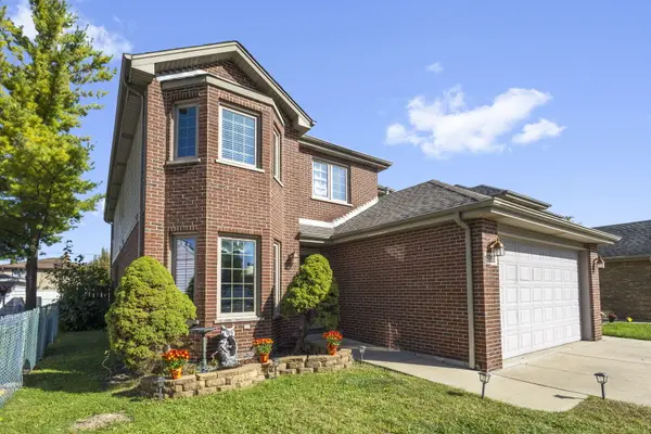 5828 W 90th ST, Oak Lawn, IL 60453