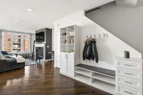 Address not disclosed, Chicago, IL 60622