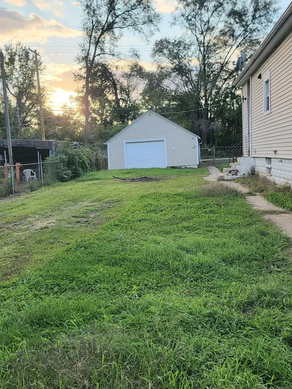 4616 Massachusetts ST, Gary, IN 46409