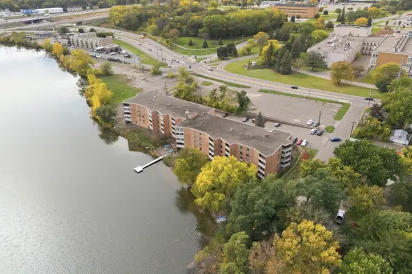 329 Geneva AVE N #307, Oakdale, MN 55128
