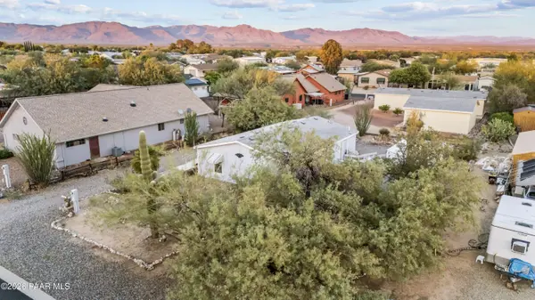 30931 S Running Horse RD, Congress, AZ 85332