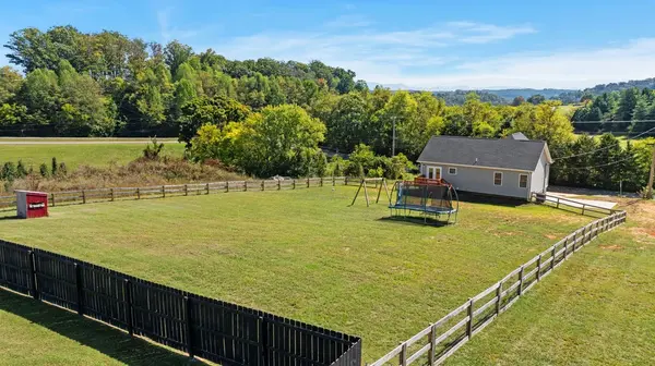 416 McGuire Rd, New Market, TN 37820