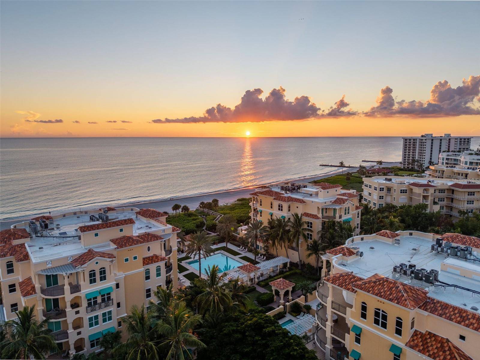 2151 GULF OF MEXICO DR #4, Longboat Key, FL 34228