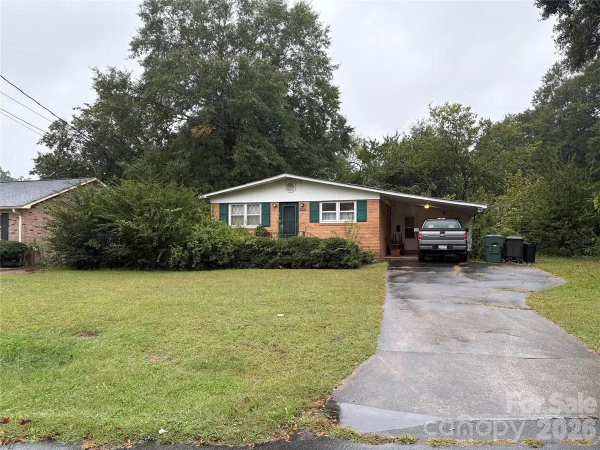 1622 Fairfield DR, Gastonia, NC 28054