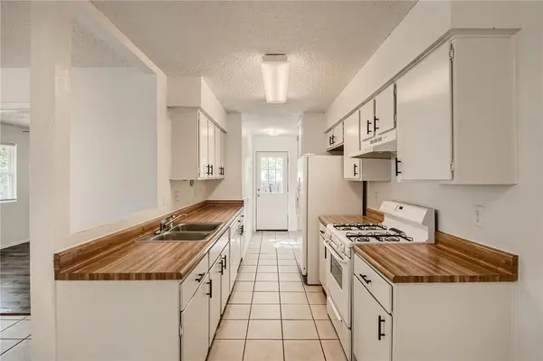 905 & 907 Chisholm CV, Round Rock, TX 78681