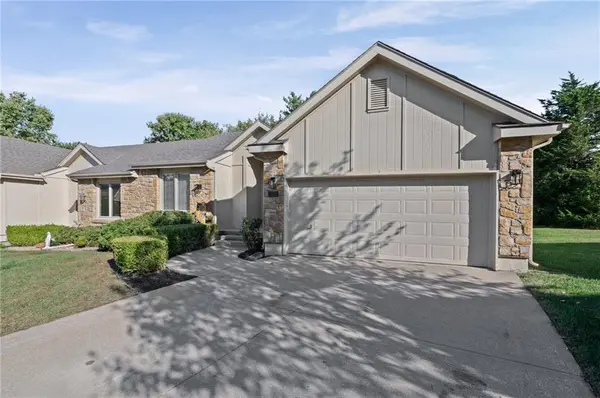 510 NW Ashurst PL, Lee's Summit, MO 64081