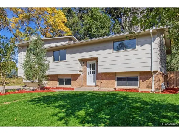 466 Fox, Longmont, CO 80504