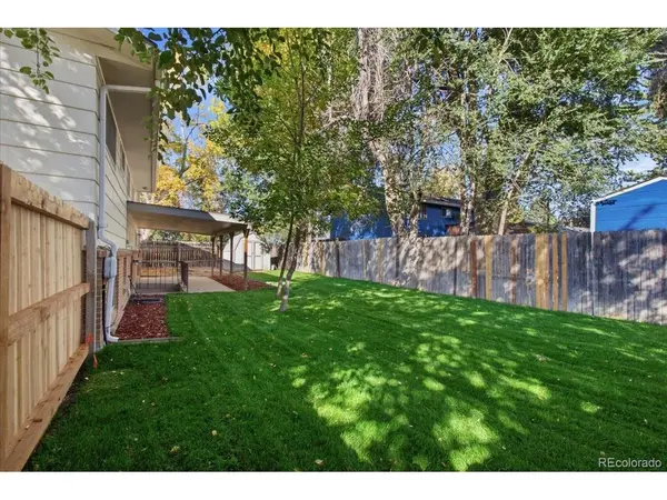 466 Fox, Longmont, CO 80504