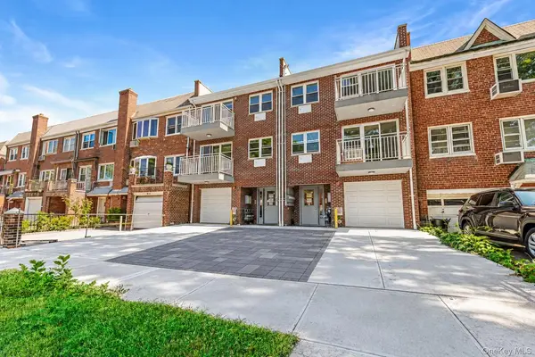 20-63 48th ST, Astoria, NY 11105