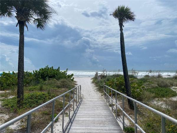 13321 E 1ST #A, Madeira Beach, FL 33708