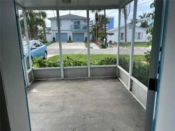 13321 E 1ST #A, Madeira Beach, FL 33708