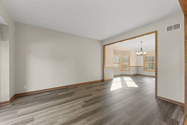 918 Elm ST, Sugar Grove, IL 60554