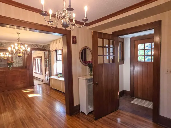 435 Far Hill RD, Wayzata, MN 55391