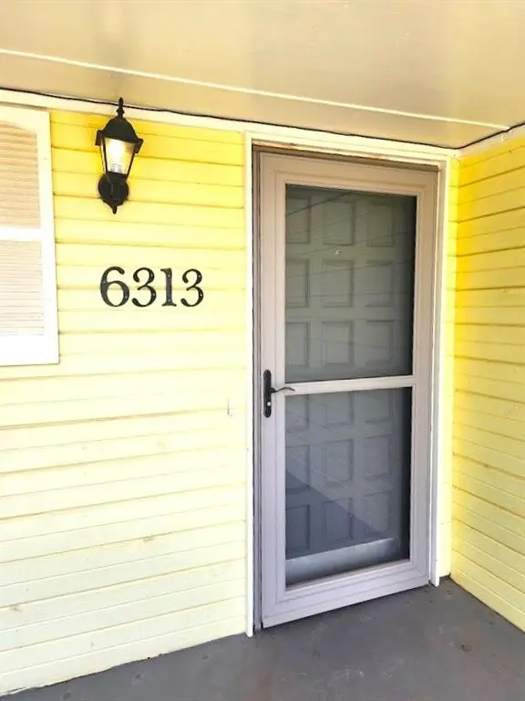 6313 Westway, Oklahoma City, OK 73142