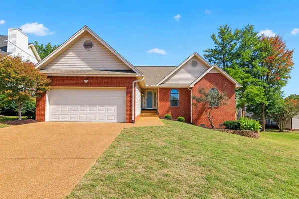 3053 Cody Hill Rd, Nashville, TN 37211