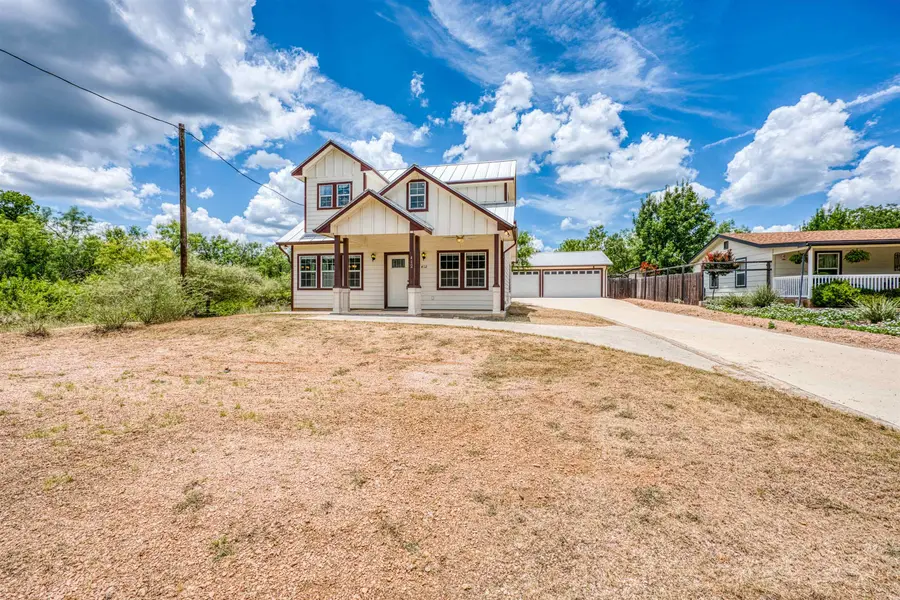 412 Granite Shoals DR, Sunrise Beach, TX 78643