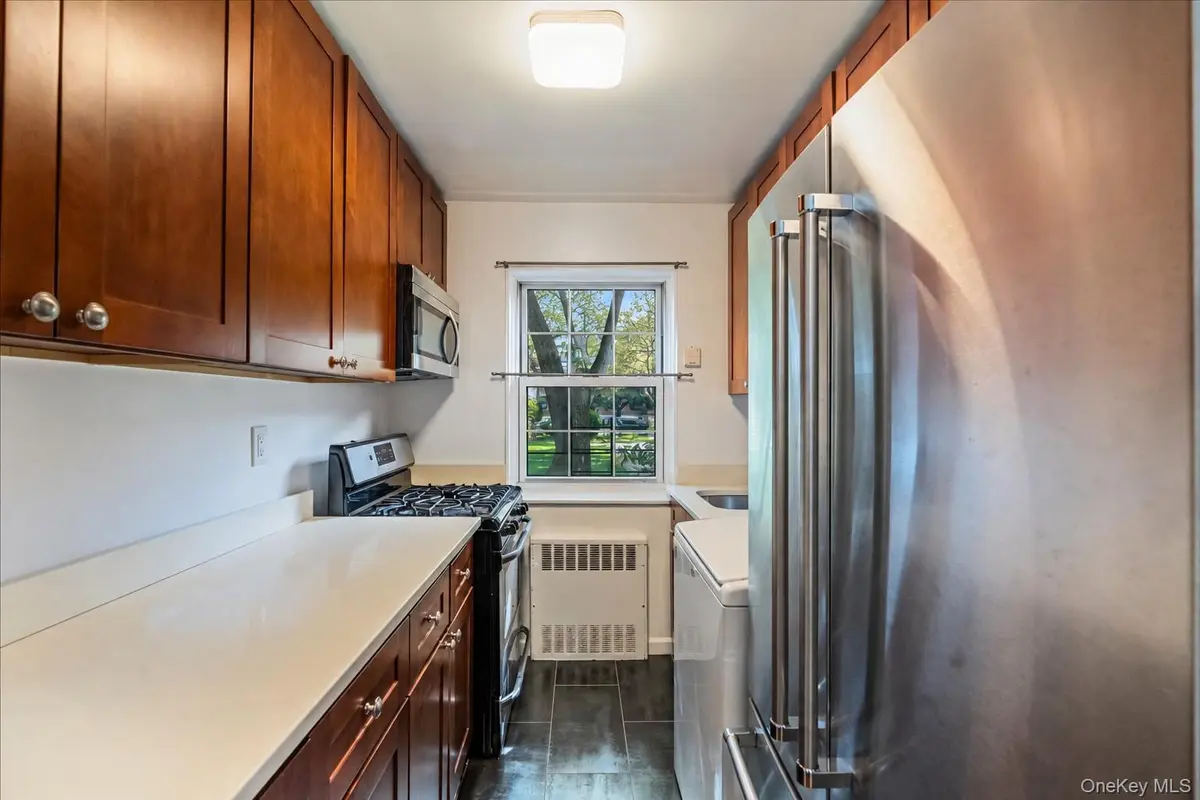 211-07 73rd AVE #A, Bayside, NY 11364