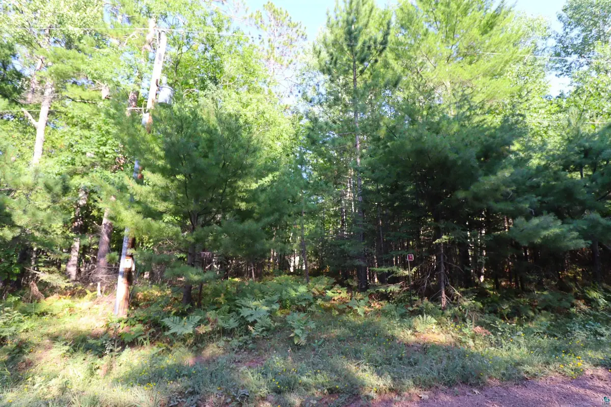 744 Miller Farm Rd, La Pointe, WI 54850