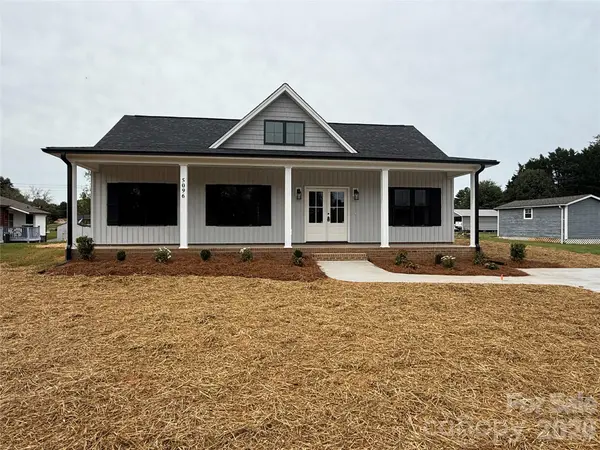 5096 Bloomfield EST SW, Granite Falls, NC 28630