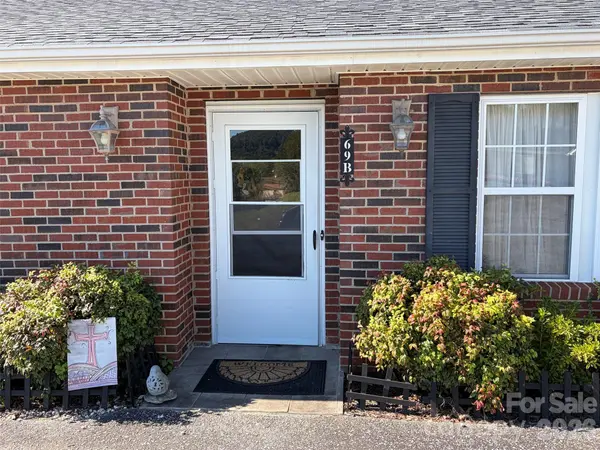 69 B Buena Vista RDG, Marion, NC 28752