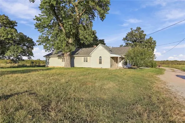 1455 205th ST, Fort Scott, KS 66701