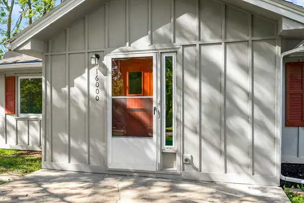 16000 Allen AVE, Belton, MO 64012