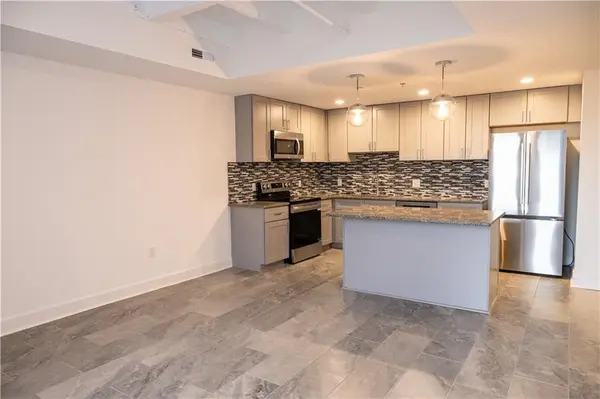 2980 Baltimore AVE #2304, Kansas City, MO 64108