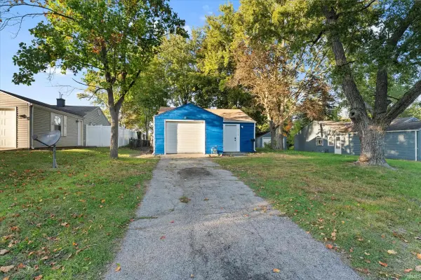 1715 Altgeld ST, South Bend, IN 46614