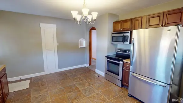 802 3rd AVE, Jasper, IN 47546